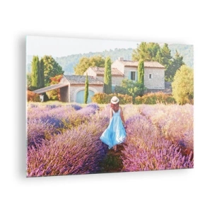 Quadro em vidro - Uma mulher de vestido caminhando por um campo de lavanda - 70x50cm - Menina Lavanda - Decoração de parede moderna para a sala de estar e quarto ARTTOR