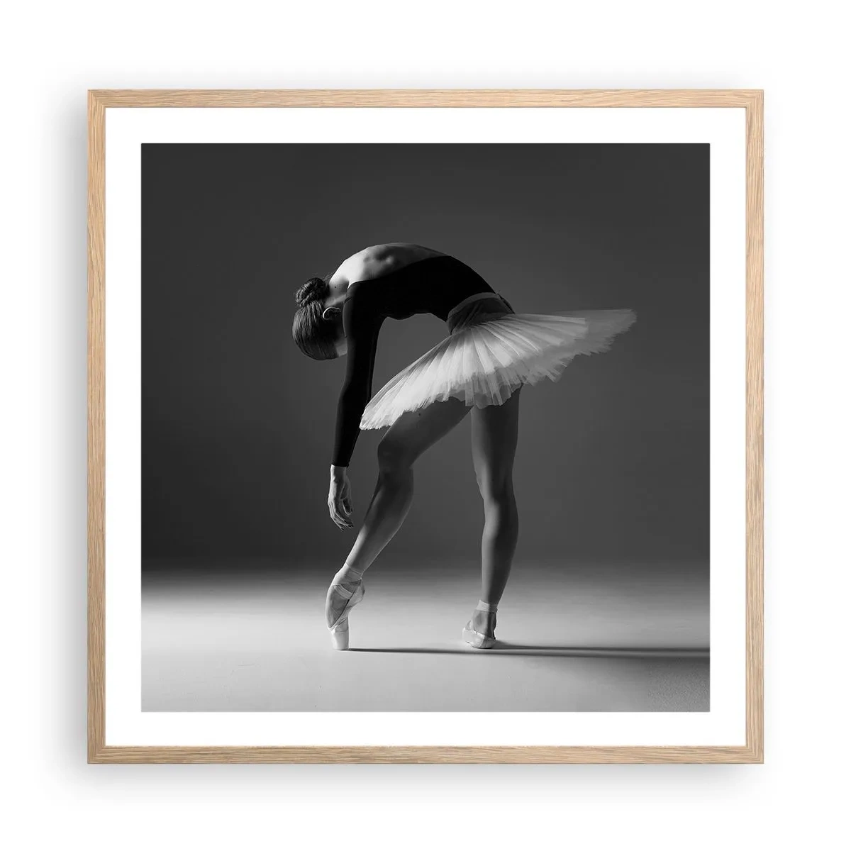 Pôster com moldura de carvalho claro - Bella balerina - 60x60 cm