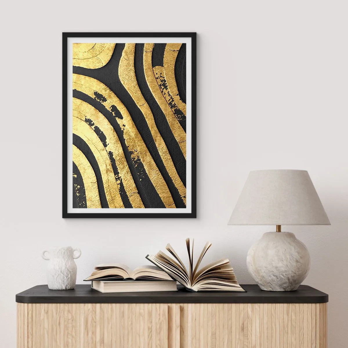 Pôster com moldura preta - Linhas douradas em um fundo escuro - 50x70cm - Tudo flui - Decoração de parede moderna para a sala de estar e quarto ARTTOR