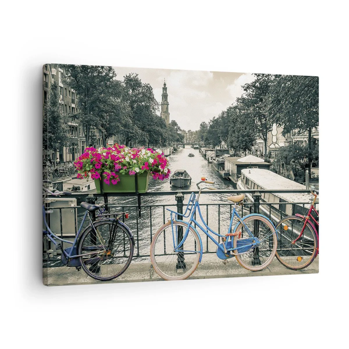 Quadro em tela - Uma ponte com bicicletas e flores sobre um canal em Amsterdã - 70x50cm - Cores da rua de Amsterdã - Decoração de parede moderna para a sala de estar e quarto ARTTOR