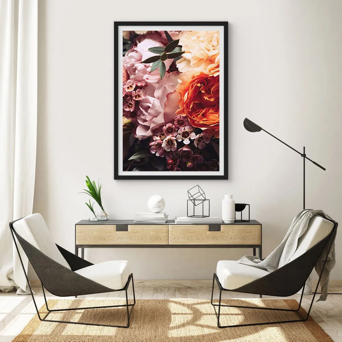 Pôster com moldura preta - Um close de um buquê de flores em tons de rosa, laranja e creme. - 50x70cm - Envolto em beleza - Decoração de parede moderna para a sala de estar e quarto ARTTOR