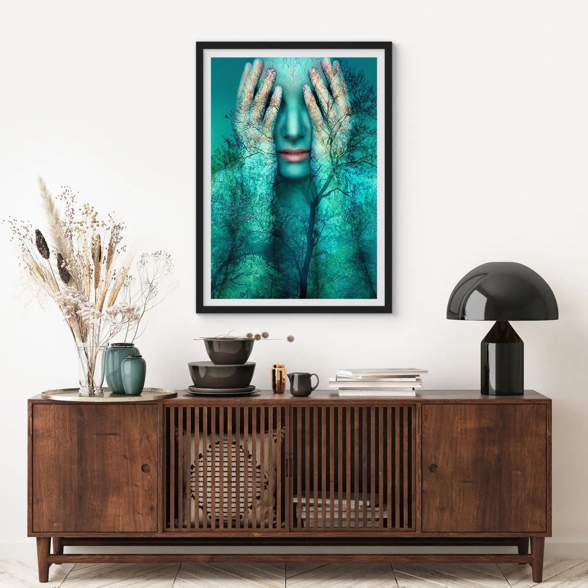 Pôster com moldura preta - Rosto de mulher com paisagem florestal em estilo de dupla exposição. - 50x70cm - Imersa em azul - Decoração de parede moderna para a sala de estar e quarto ARTTOR