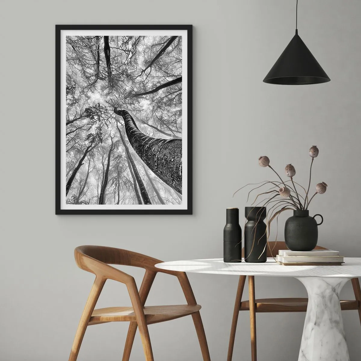 Pôster com moldura preta - Perspectiva de árvores em preto e branco - 50x70cm - Corrida até a luz - Decoração de parede moderna para a sala de estar e quarto ARTTOR