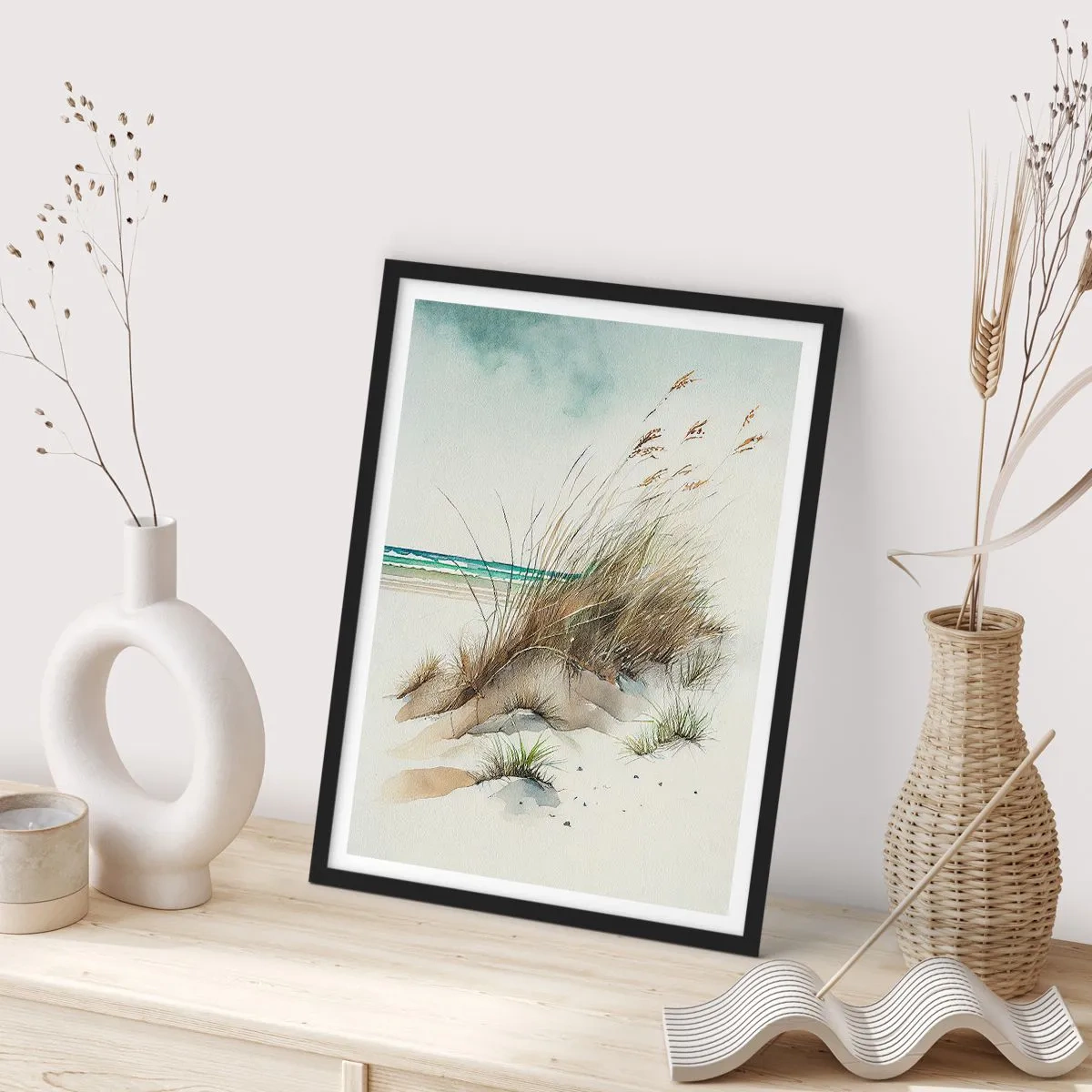 Pôster com moldura preta - Dunas em estilo aquarela com gramíneas perto de um mar calmo - 50x70cm - Coberto de areia - Decoração de parede moderna para a sala de estar e quarto ARTTOR