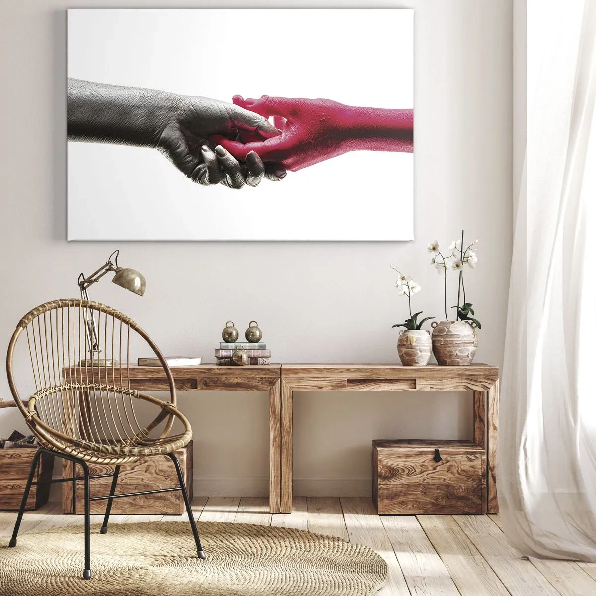 Quadro em tela - Mãos simbólicas em prata e vermelho - 70x50cm - Juntos, mas diferentes - Decoração de parede moderna para a sala de estar e quarto ARTTOR