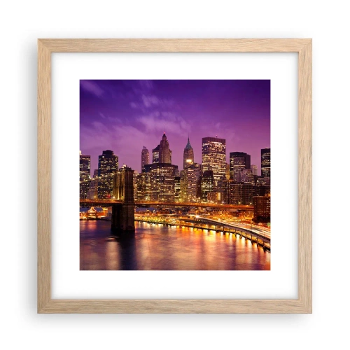 Pôster com moldura de carvalho claro - Manhathann roxa e dourada - 30x30 cm