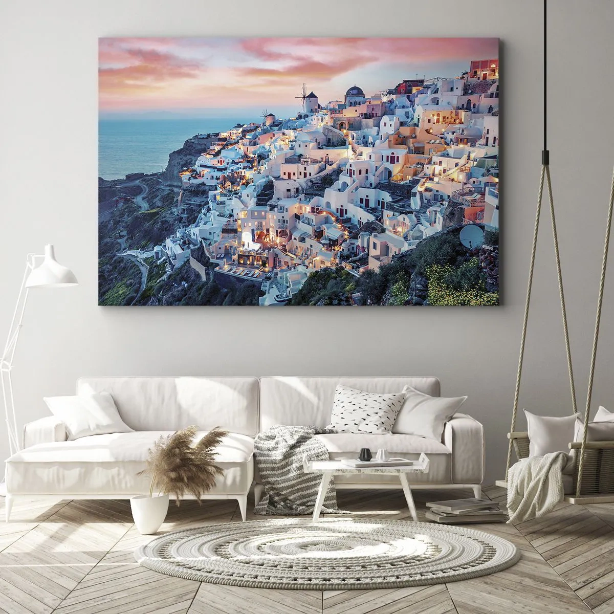 Quadro em tela - Santorini ao pôr do sol com edifícios brancos na colina - 70x50cm - As suas grandes férias gregas - Decoração de parede moderna para a sala de estar e quarto ARTTOR