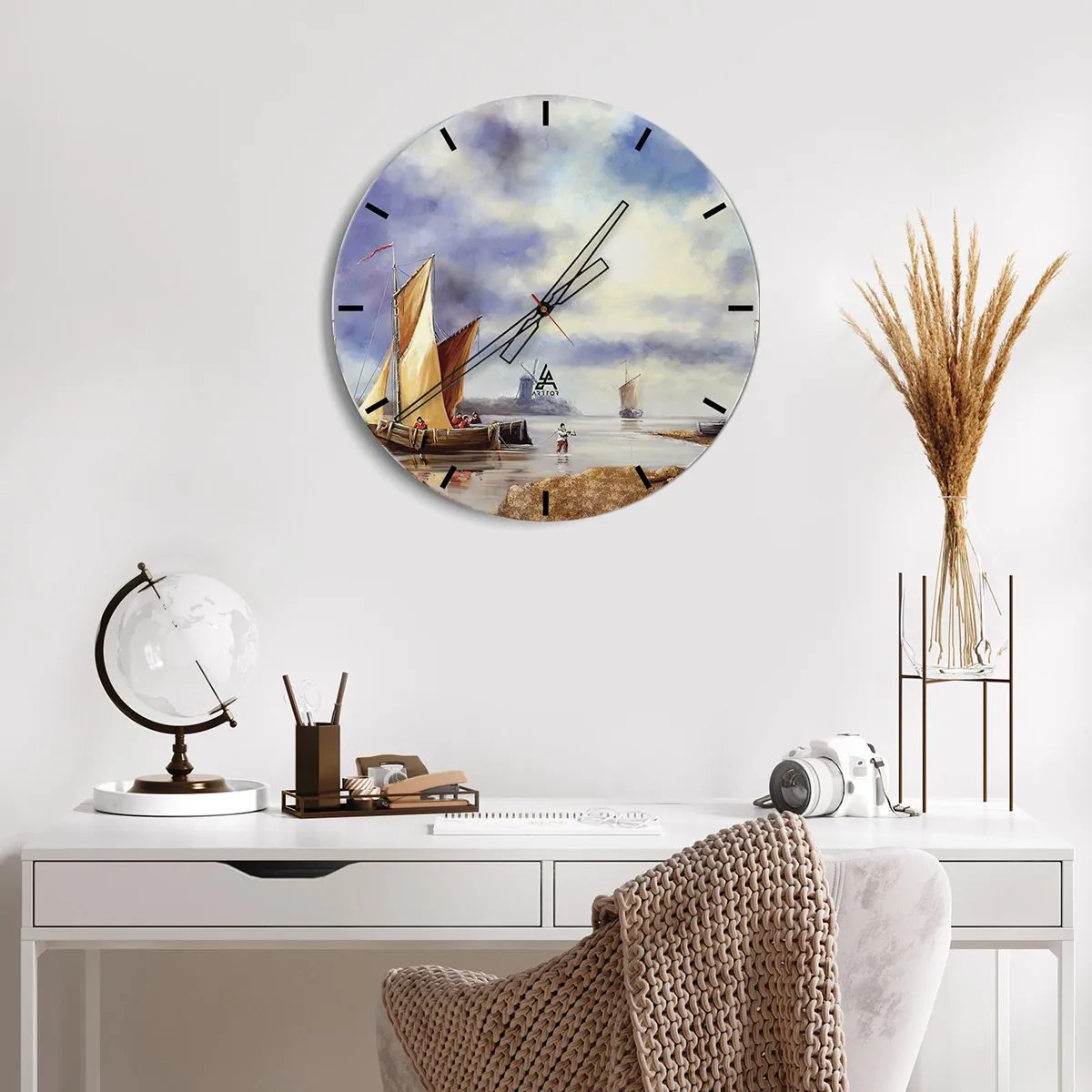 Relógio de parede - Relógio em vidro - Veleiros em águas calmas com vista para um moinho de vento - 30x30cm - O regresso dos marinheiros - Decoração de parede moderna para a sala de estar, cozinha e quarto ARTTOR