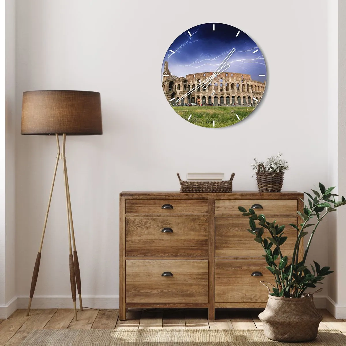 Relógio de parede - Relógio em vidro - O Coliseu iluminado por relâmpagos contra um céu escuro - 30x30cm - Arena de combate - Decoração de parede moderna para a sala de estar, cozinha e quarto ARTTOR