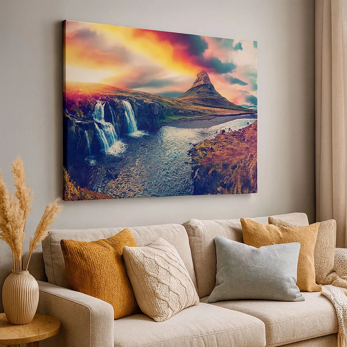 Quadro em tela - Vista da cachoeira e da montanha à luz do pôr do sol - 70x50cm - Na majestade da natureza - Decoração de parede moderna para a sala de estar e quarto ARTTOR