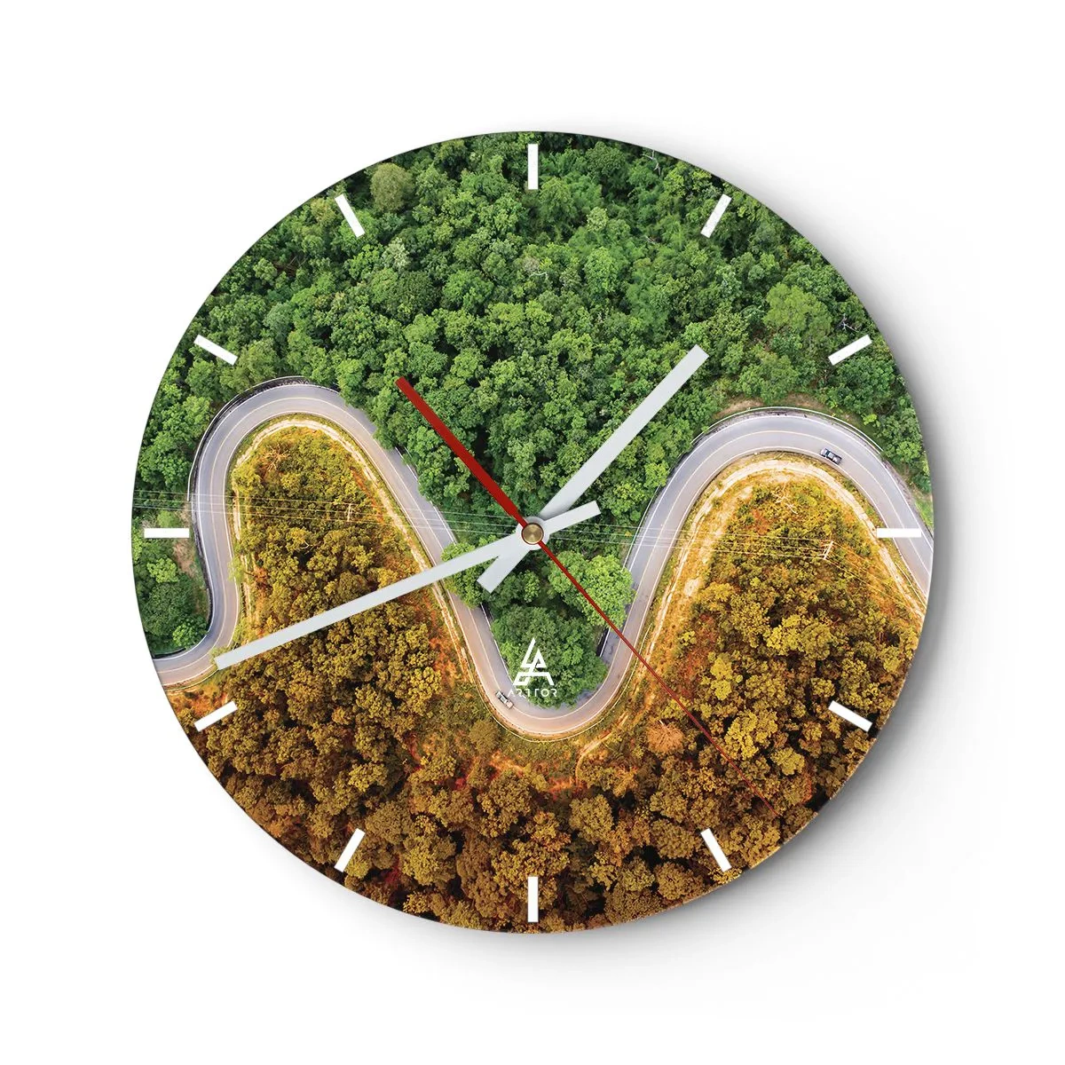 Relógio de parede - Relógio em vidro - Uma estrada sinuosa de asfalto cortando a floresta vista de cima - 30x30cm - Fronteiras e descobertas - Decoração de parede moderna para a sala de estar, cozinha e quarto ARTTOR