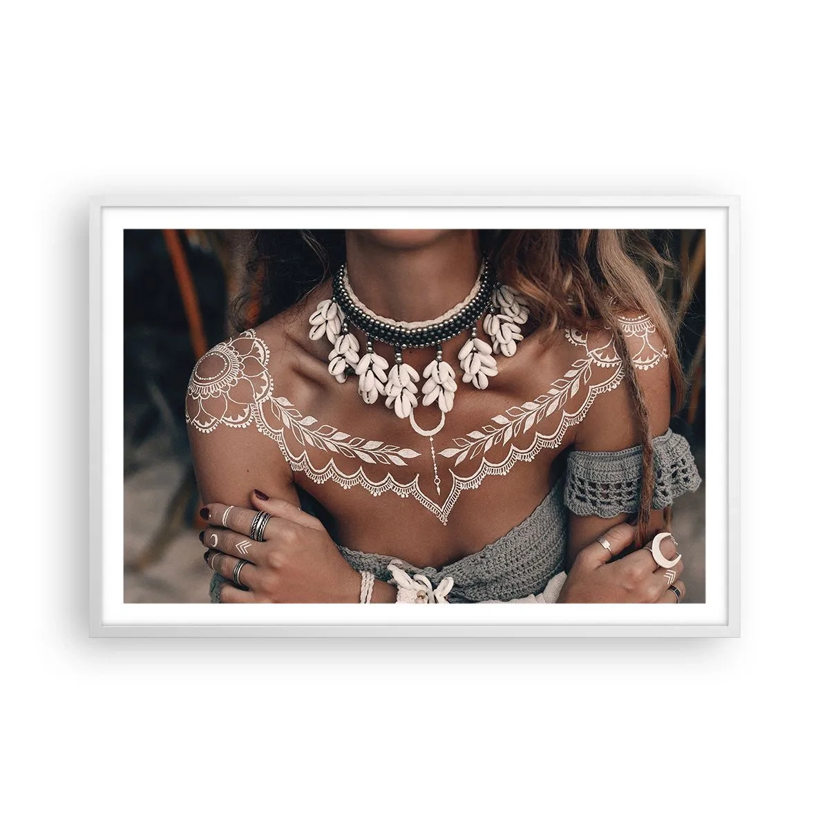 Pôster em moldura branca - Talismãs, rituais de feminilidade - 91x61 cm