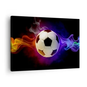 Quadro em tela - Uma bola de futebol cercada por efeitos de fumaça colorida em um fundo escuro. - 70x50cm - O poder mágico do jogo - Decoração de parede moderna para a sala de estar e quarto ARTTOR