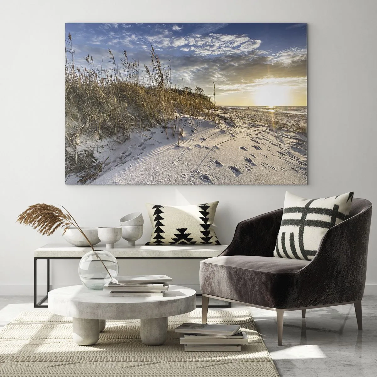 Quadro em vidro - Praia de areia ao pôr do sol com gramíneas perto da duna - 70x50cm - Um convite para um passeio - Decoração de parede moderna para a sala de estar e quarto ARTTOR