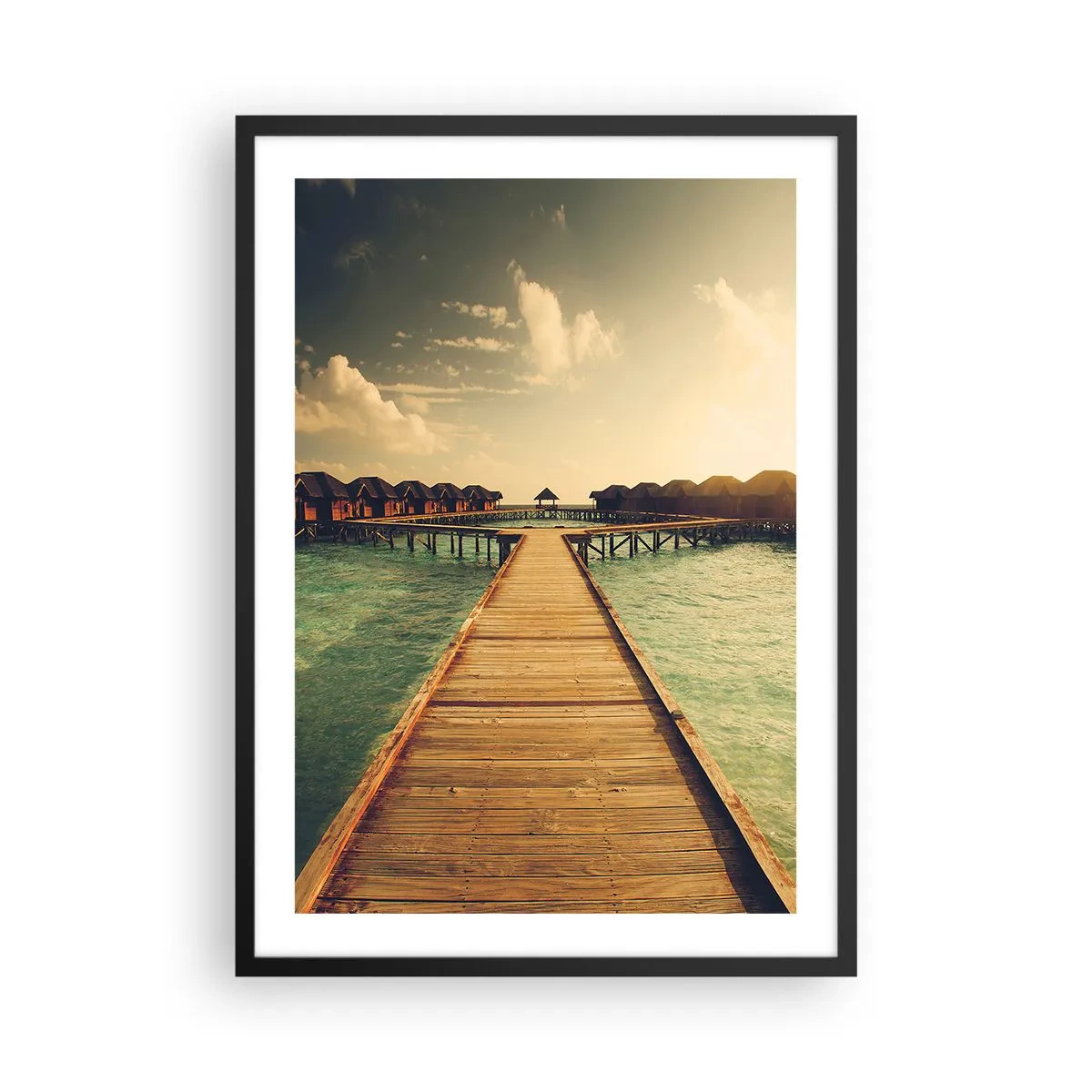 Pôster com moldura preta - Cais de madeira que leva às casas de água ao pôr do sol - 50x70cm - Um convite caloroso - Decoração de parede moderna para a sala de estar e quarto ARTTOR