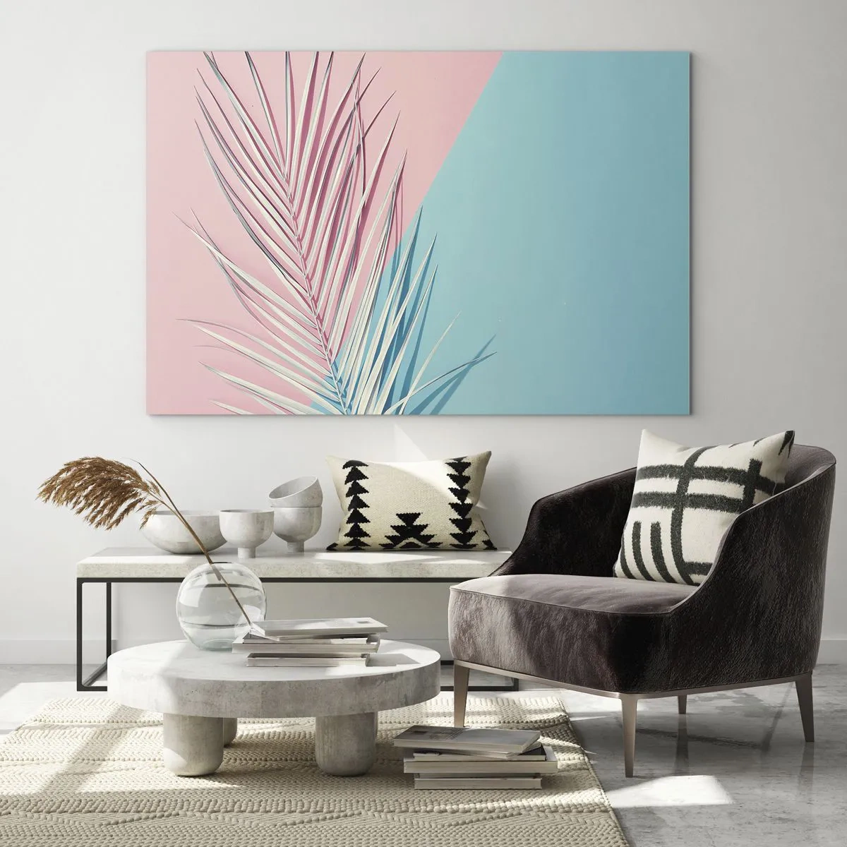 Quadro em vidro - Uma folha de palmeira sobre um fundo pastel em uma composição geométrica - 70x50cm - Impressão tropical - Decoração de parede moderna para a sala de estar e quarto ARTTOR