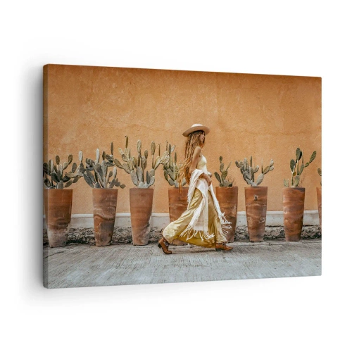 Quadro em tela - Uma mulher no estilo boho com vasos de cactos ao fundo. - 70x50cm - Estilo hippie - Decoração de parede moderna para a sala de estar e quarto ARTTOR