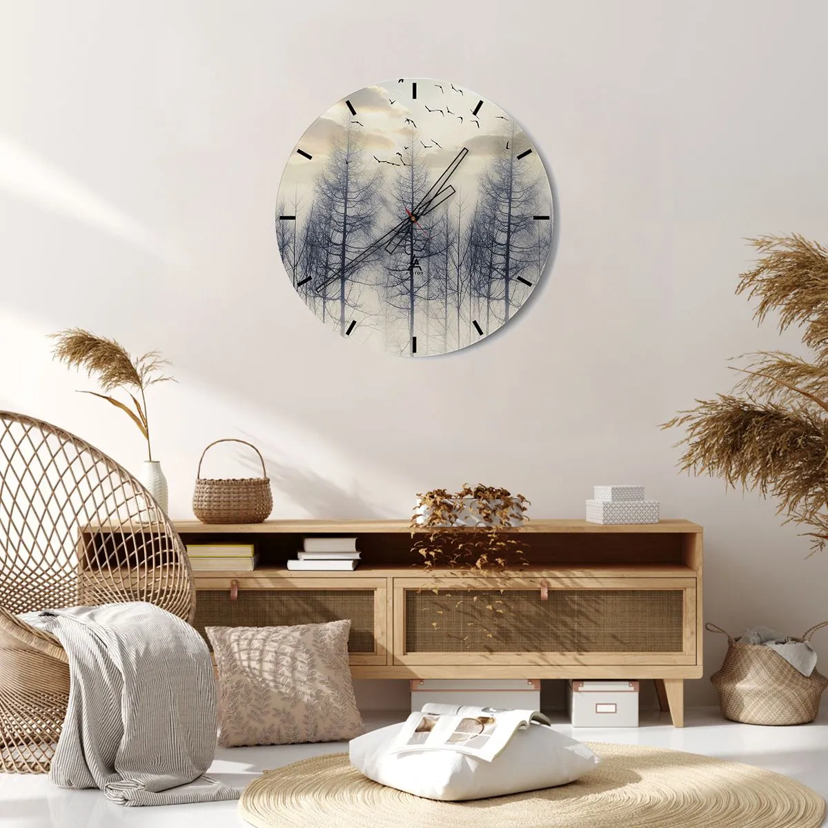 Relógio de parede - Relógio em vidro - Uma paisagem enevoada com árvores e pássaros voando - 30x30cm - Espíritos florestais - Decoração de parede moderna para a sala de estar, cozinha e quarto ARTTOR