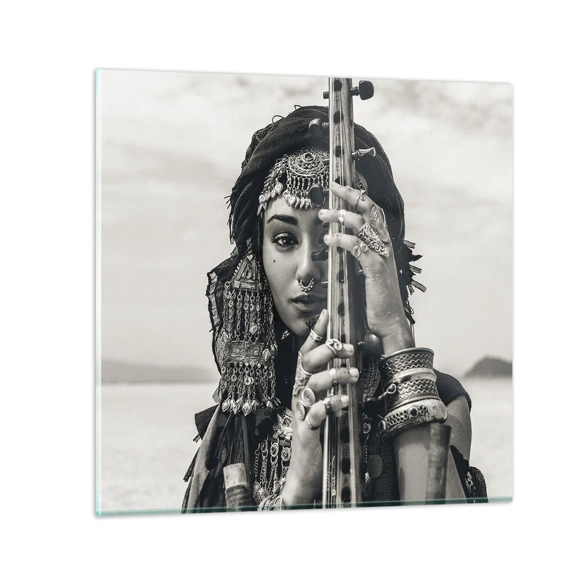 Quadro em vidro - A própria música oriental - 70x70 cm