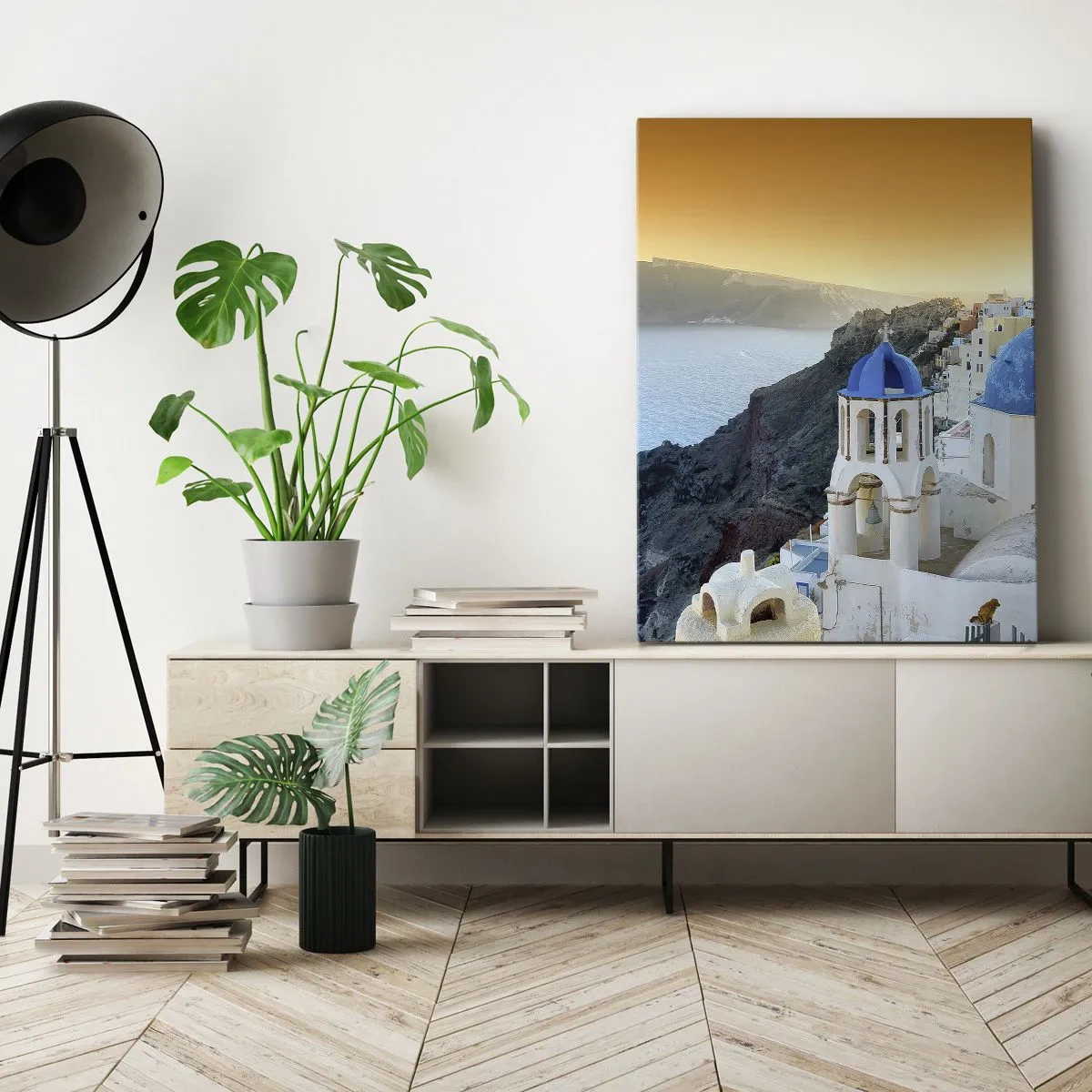 Quadro em tela - Santorini - abraçada às rochas - 50x70 cm