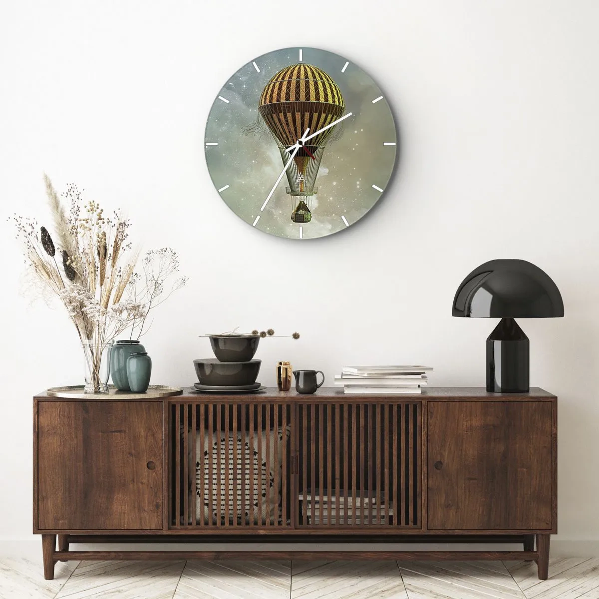 Relógio de parede - Relógio em vidro - Um balão estilizado flutuando acima de um céu estrelado com um toque retrô. - 30x30cm - Voos pioneiros - Decoração de parede moderna para a sala de estar, cozinha e quarto ARTTOR
