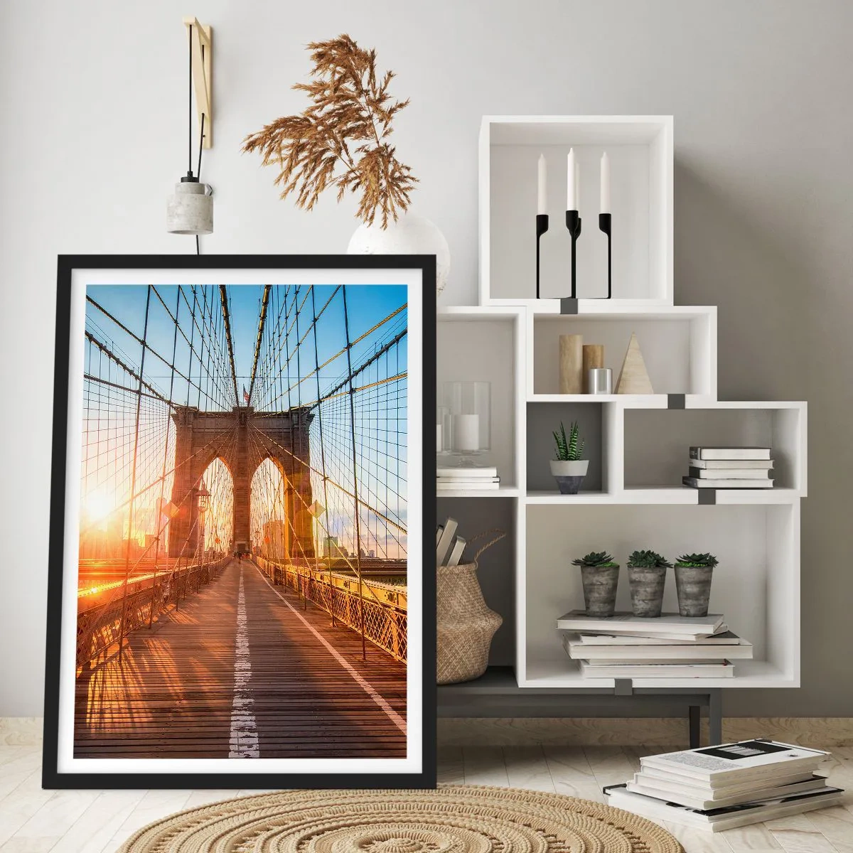 Pôster com moldura preta - A Ponte do Brooklyn iluminada pelos raios do sol nascente - 50x70cm - Na Ponte Dourada - Decoração de parede moderna para a sala de estar e quarto ARTTOR