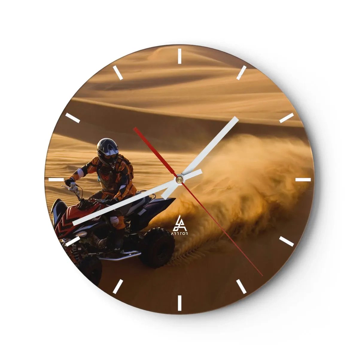 Relógio de parede - Relógio em vidro - Quadriciclo no deserto em ação - 30x30cm - Nas ondas de areia - Decoração de parede moderna para a sala de estar, cozinha e quarto ARTTOR
