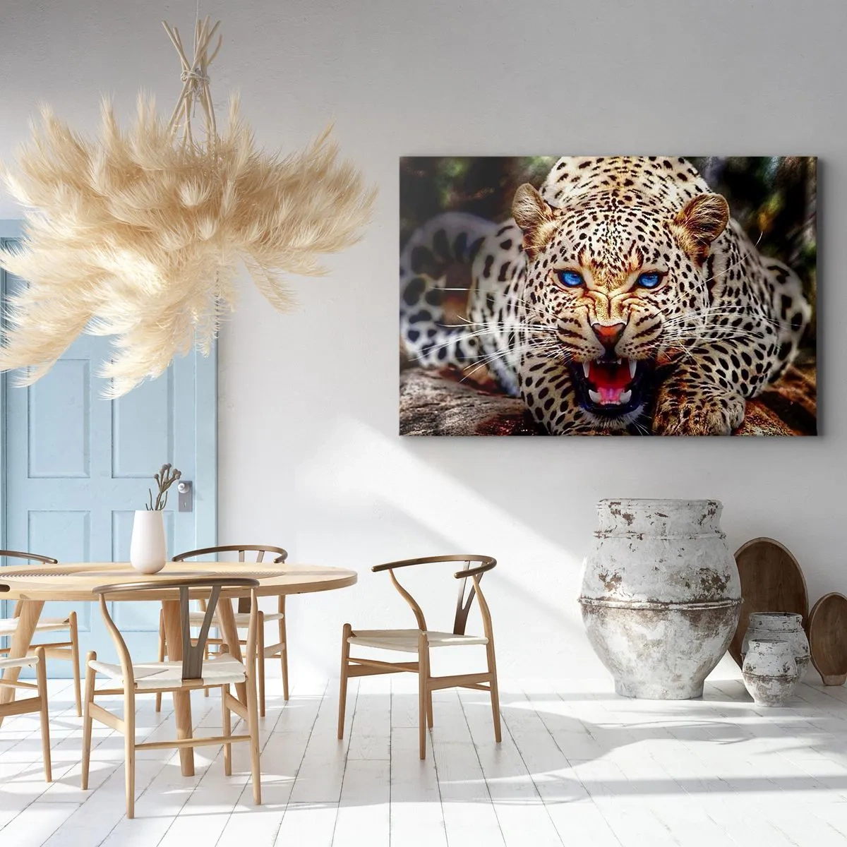 Quadro em tela - Um leopardo ameaçador com olhos azuis intensos - 70x50cm - A raiva não afeta a beleza - Decoração de parede moderna para a sala de estar e quarto ARTTOR
