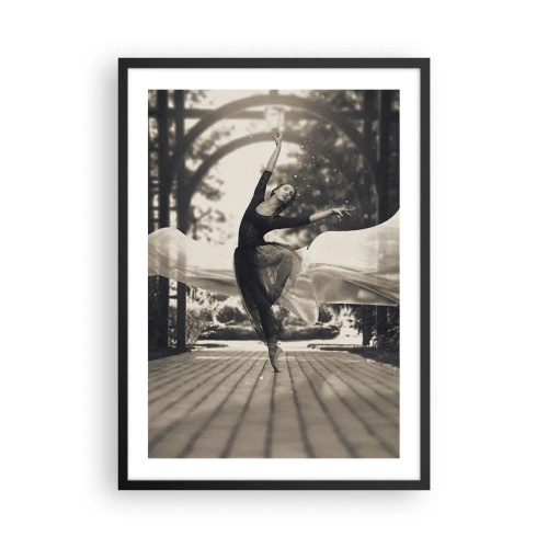 Pôster com moldura preta - Uma dançarina em movimento etéreo em um cenário de jardim - 50x70cm - A dança do espírito do jardim - Decoração de parede moderna para a sala de estar e quarto ARTTOR