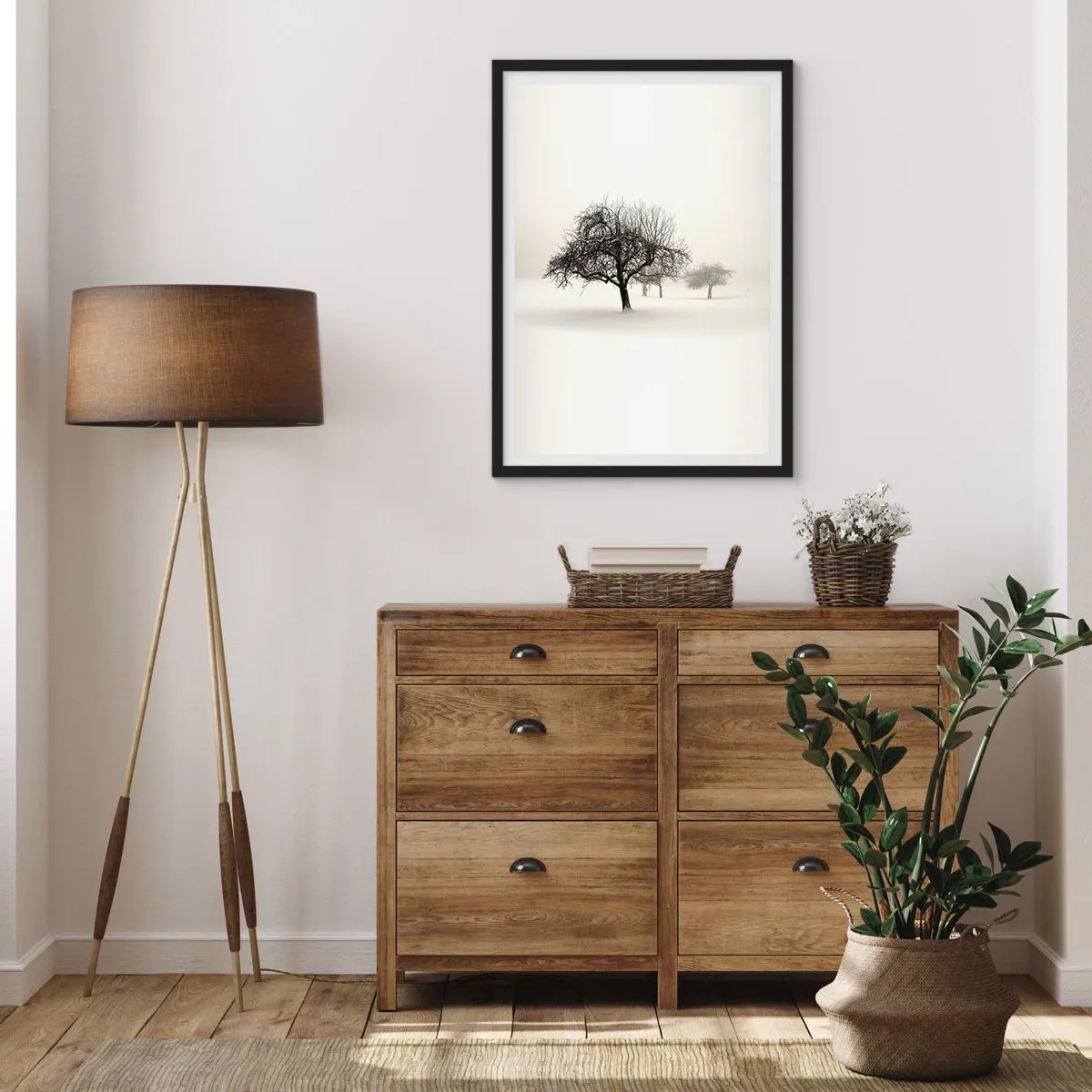 Pôster com moldura preta - Paisagem de inverno com árvores solitárias em um ambiente nebuloso - 50x70cm - Sono de inverno - Decoração de parede moderna para a sala de estar e quarto ARTTOR