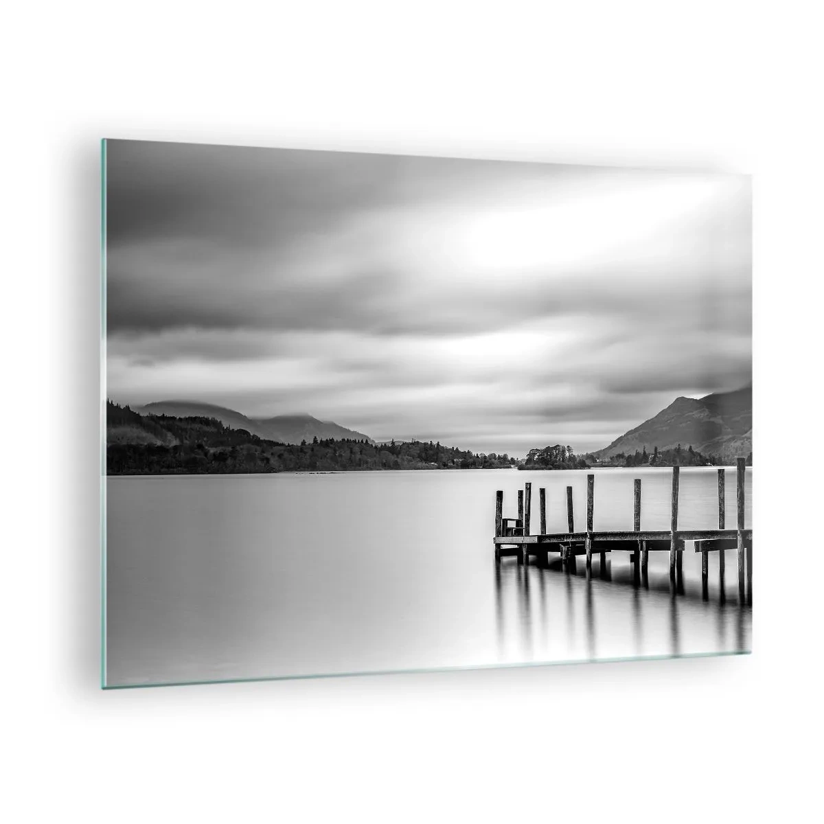 Quadro em vidro - Paisagem em preto e branco com um lago e um píer de madeira - 70x50cm - Gentileza e força - Decoração de parede moderna para a sala de estar e quarto ARTTOR
