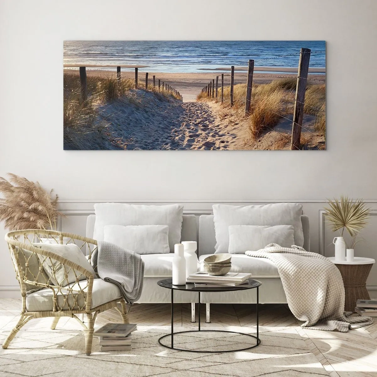 Quadro em vidro - O som do mar, o canto dos pássaros, a praia selvagem entre a relva... - 140x50 cm
