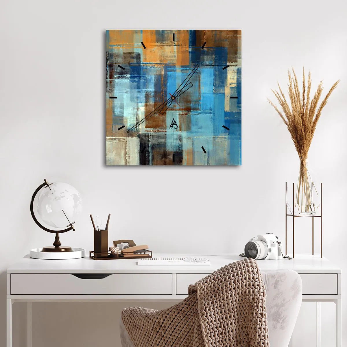 Relógio de parede - Relógio em vidro - Através da cortina azul - 30x30 cm