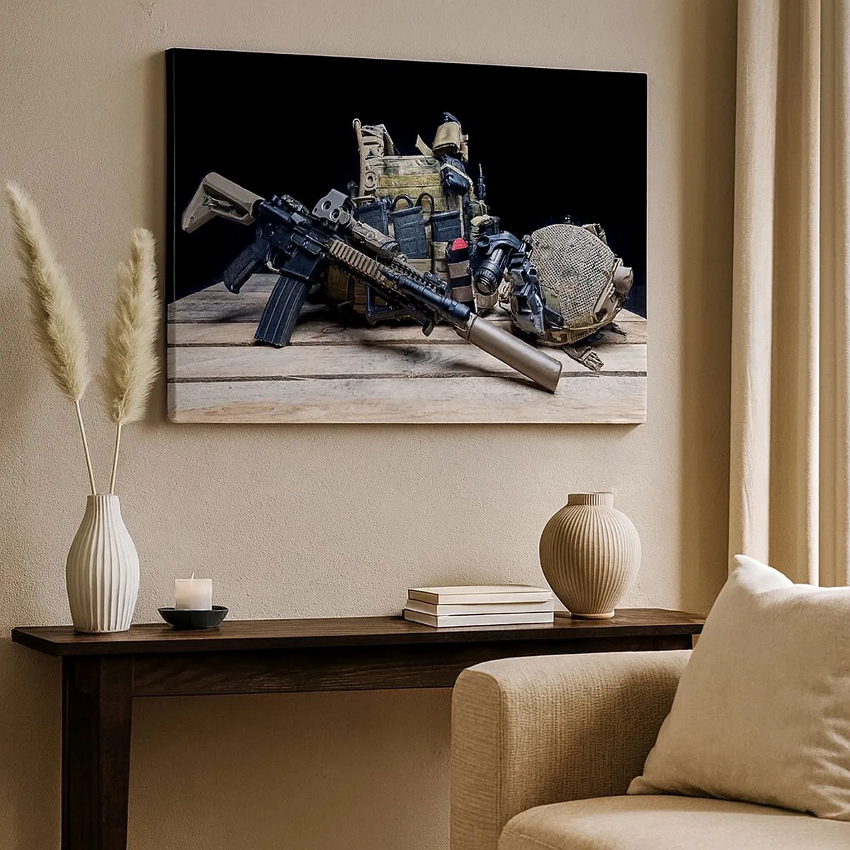 Quadro em tela - Equipamento tático com um rifle em uma mesa de madeira - 70x50cm - Descanse! - Decoração de parede moderna para a sala de estar e quarto ARTTOR