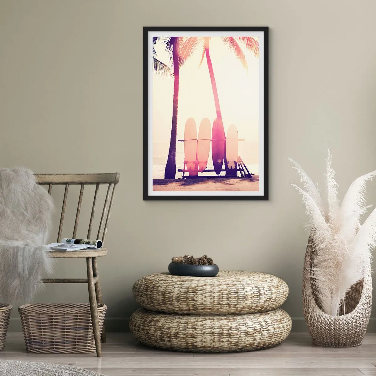 Pôster com moldura preta - Pranchas de surfe alinhadas sob as palmeiras na praia - 50x70cm - Vai ser um grande dia - Decoração de parede moderna para a sala de estar e quarto ARTTOR