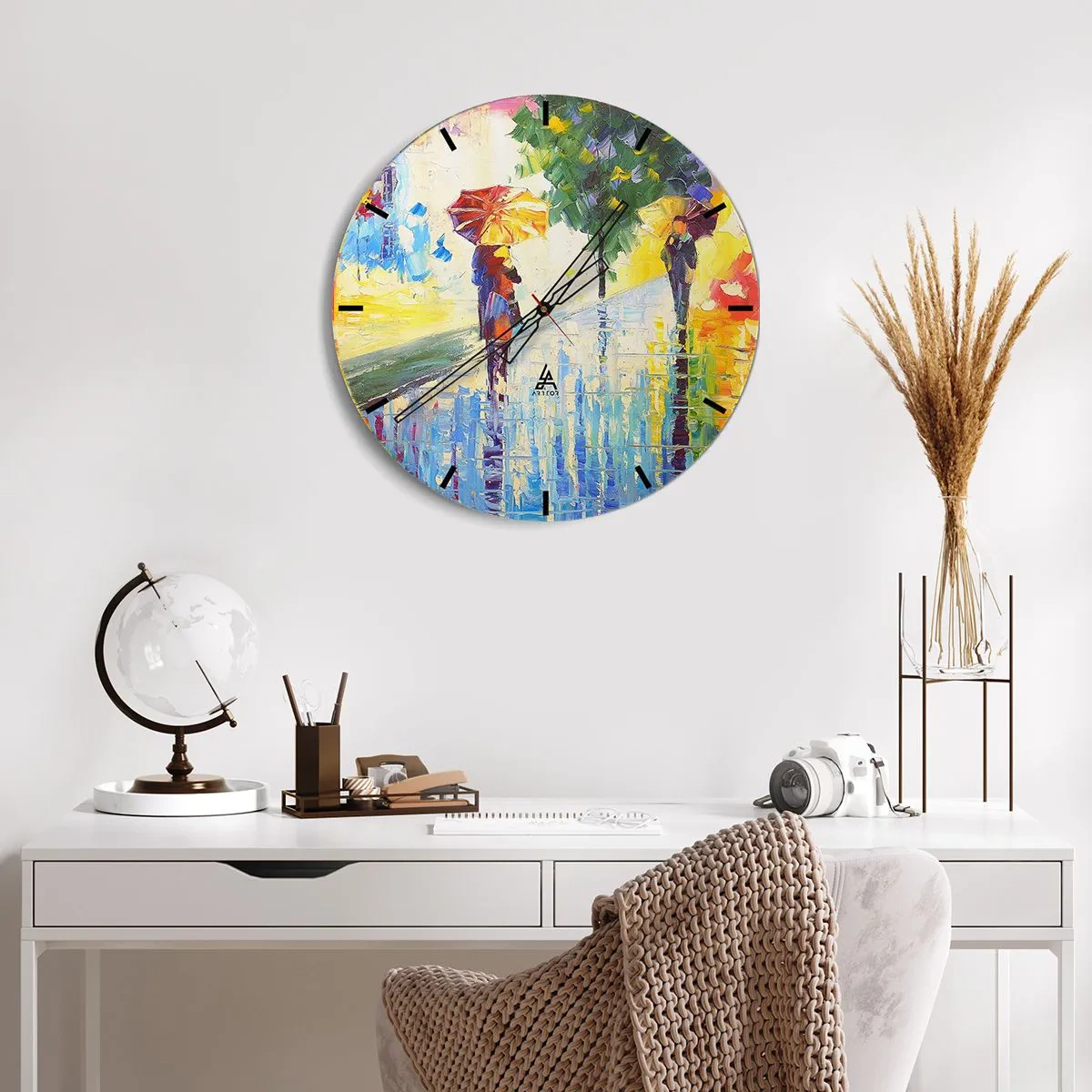 Relógio de parede - Relógio em vidro - Personagens com guarda-chuvas caminhando em um dia chuvoso - 30x30cm - E tudo está claro - Decoração de parede moderna para a sala de estar, cozinha e quarto ARTTOR