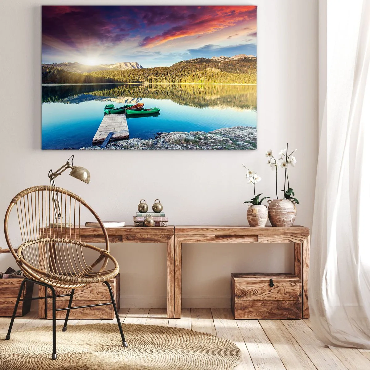 Quadro em tela - Pôr do sol sobre o lago com barcos no píer - 70x50cm - Sobre a água tão lisa como um espelho - Decoração de parede moderna para a sala de estar e quarto ARTTOR