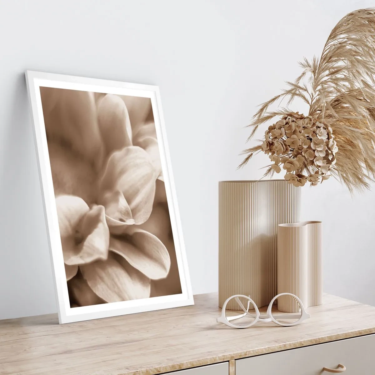 Pôster em moldura branca - Gentil como um sorriso - 40x50 cm