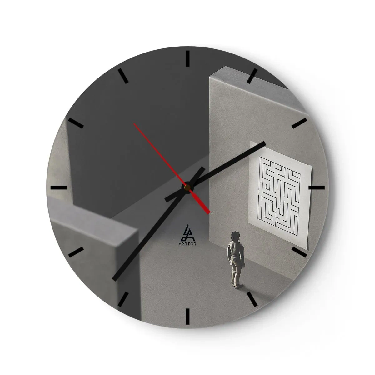 Relógio de parede - Relógio em vidro - Uma figura parada em frente a um labirinto em uma parede cinza - 30x30cm - Mas onde estou? - Decoração de parede moderna para a sala de estar, cozinha e quarto ARTTOR