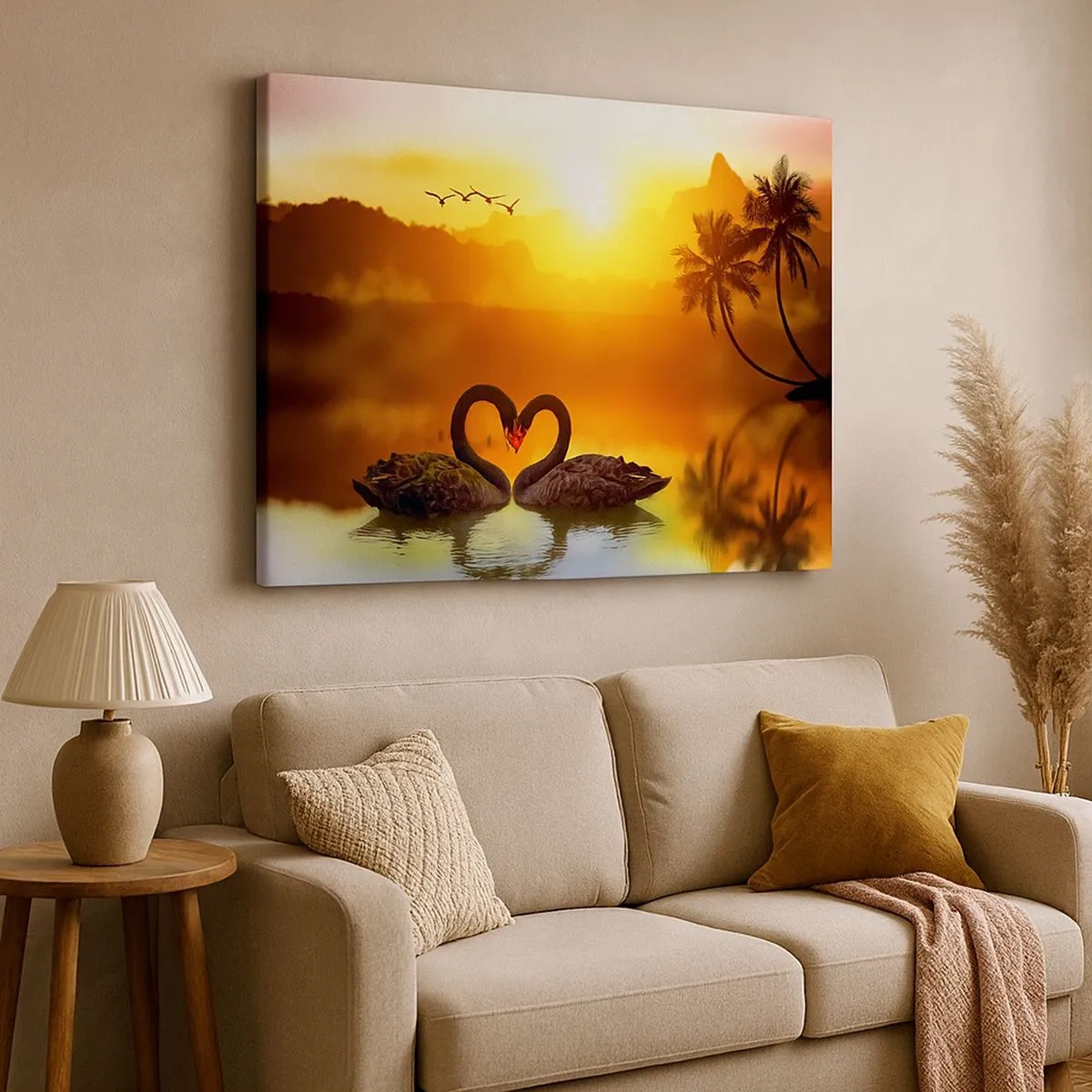 Quadro em tela - Dois cisnes negros formando um coração contra o fundo do pôr do sol no lago - 70x50cm - Tudo para o casal - Decoração de parede moderna para a sala de estar e quarto ARTTOR