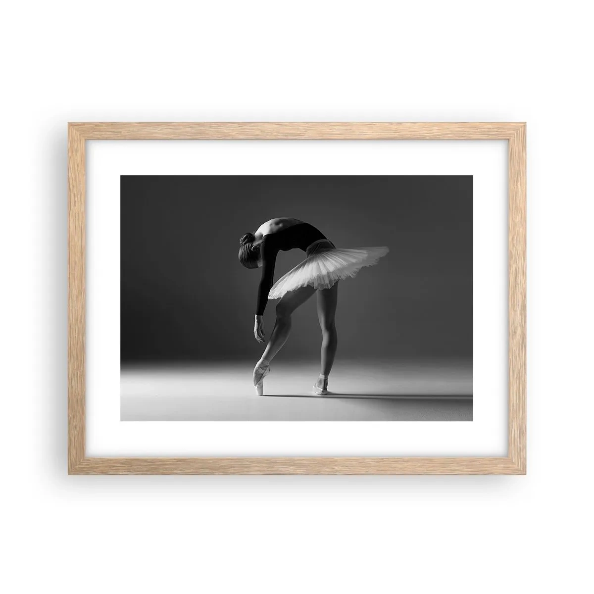 Pôster com moldura de carvalho claro - Bella balerina - 40x30 cm