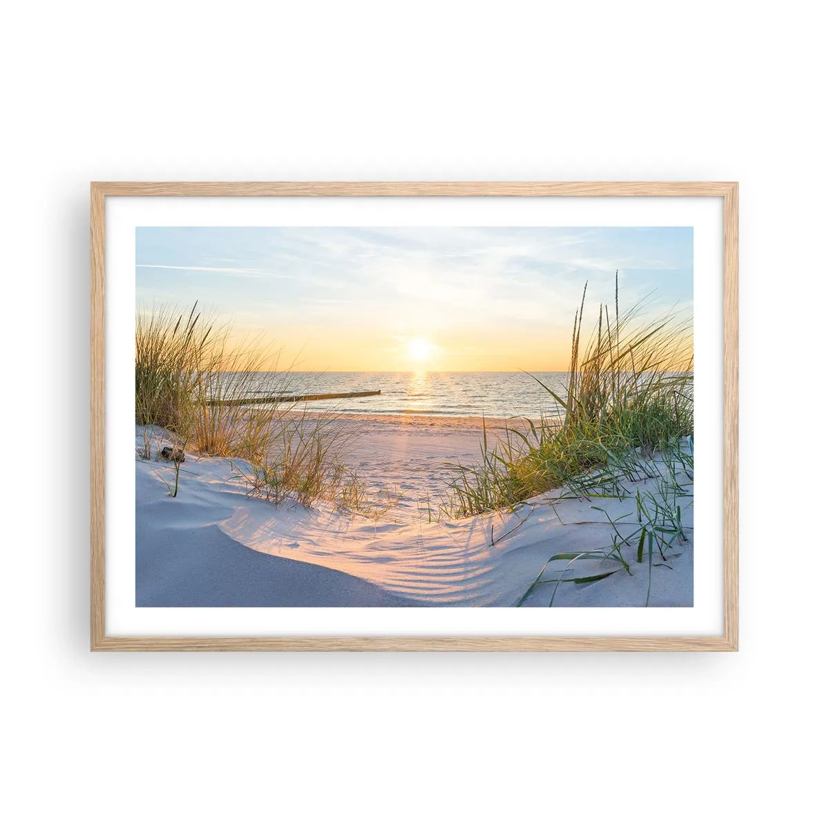 Pôster com moldura de carvalho claro - O som do mar, o canto dos pássaros, a praia selvagem entre a relva... - 70x50 cm