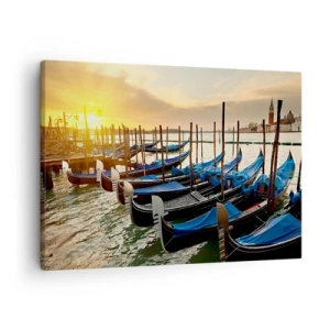 Quadro em tela - Gôndolas em Veneza pela manhã à luz do sol nascente - 70x50cm - Antes que o burburinho chegue - Decoração de parede moderna para a sala de estar e quarto ARTTOR