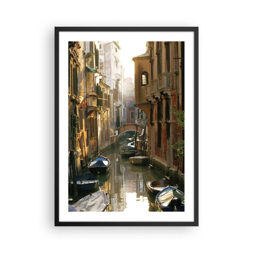 Pôster com moldura preta - Um canal veneziano cercado por casas históricas - 50x70cm - Em um beco veneziano - Decoração de parede moderna para a sala de estar e quarto ARTTOR