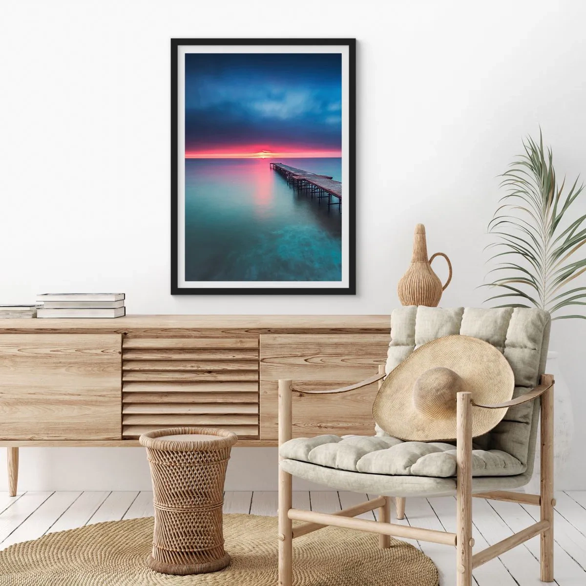 Pôster com moldura preta - Um cais estendendo-se em direção a um mar calmo ao pôr do sol - 50x70cm - Entre o céu e a terra - Decoração de parede moderna para a sala de estar e quarto ARTTOR
