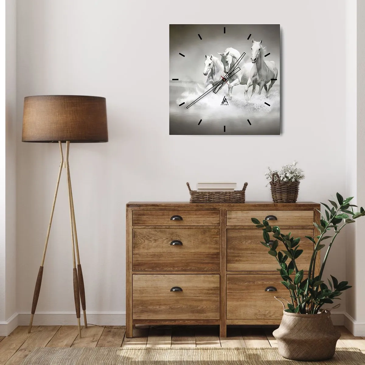 Relógio de parede - Relógio em vidro - Loucura branca - 30x30 cm