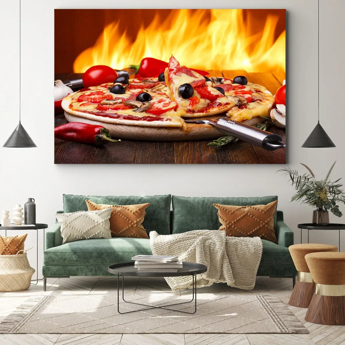 Quadro em tela - Pizza com azeitonas, tomates e pimentões em um fundo de chamas - 70x50cm - From Italy with love - Decoração de parede moderna para a sala de estar e quarto ARTTOR