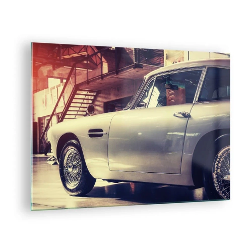 Quadro em vidro - Um carro clássico em um interior de garagem elegante - 70x50cm - Os clássicos não envelhecem - Decoração de parede moderna para a sala de estar e quarto ARTTOR