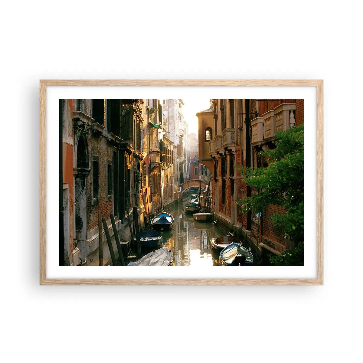 Pôster com moldura de carvalho claro - Em um beco veneziano - 70x50 cm