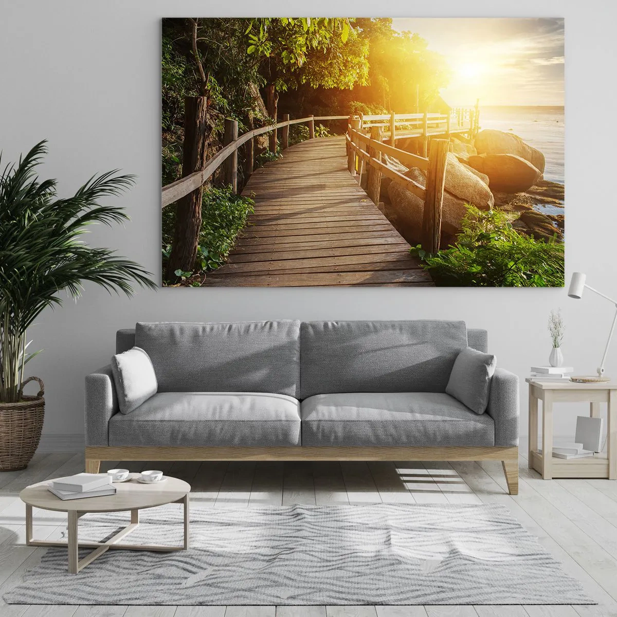 Quadro em vidro - Um caminho de madeira entre as árvores à beira-mar à luz do pôr do sol - 70x50cm - Mais uma curva, mais milagres - Decoração de parede moderna para a sala de estar e quarto ARTTOR